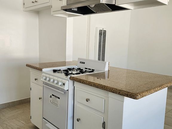 4th image of 1315 W 166th St #D