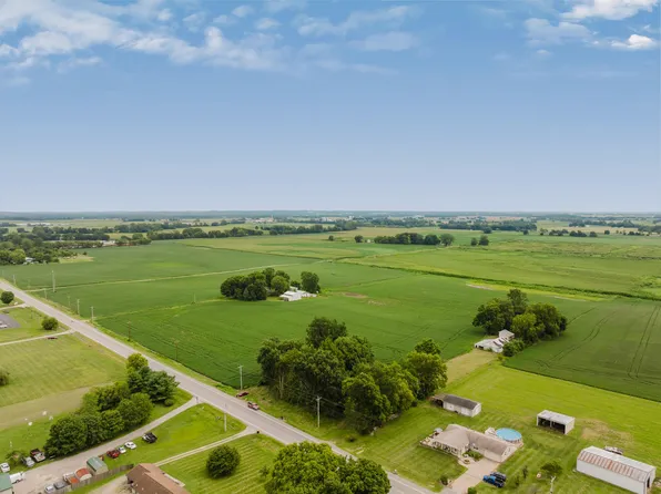 3529 National Rd, Hebron, OH 43025