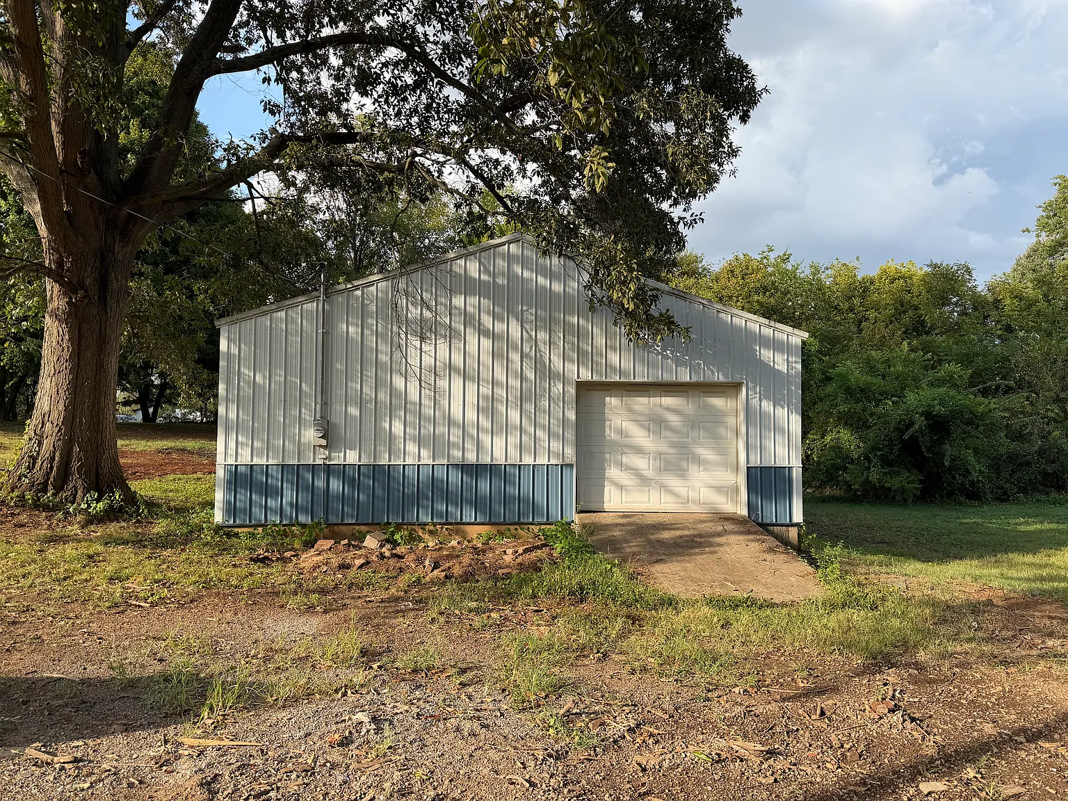 3 bed, 1100 sqft, $2,000 — Photo 1