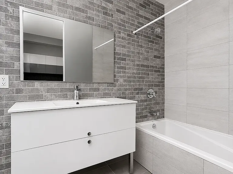 1814 Palmetto St #6 — Photo 8