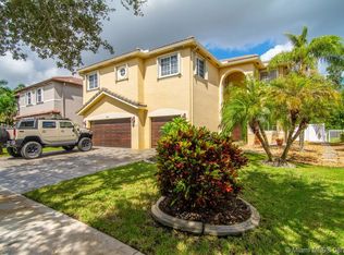 2068 SW 176th Ter, Miramar, FL 33029