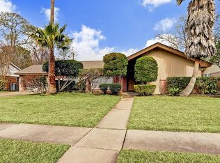 5454 Grape St, Houston, TX 77096