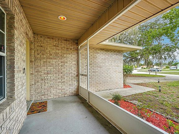 4th image of 1495 Dellbrook Dr