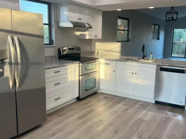 1920 Como St Unit 2, Pt Charlotte, FL 33948