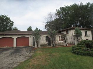 436 Pleasant Dr, Schaumburg, IL 60193