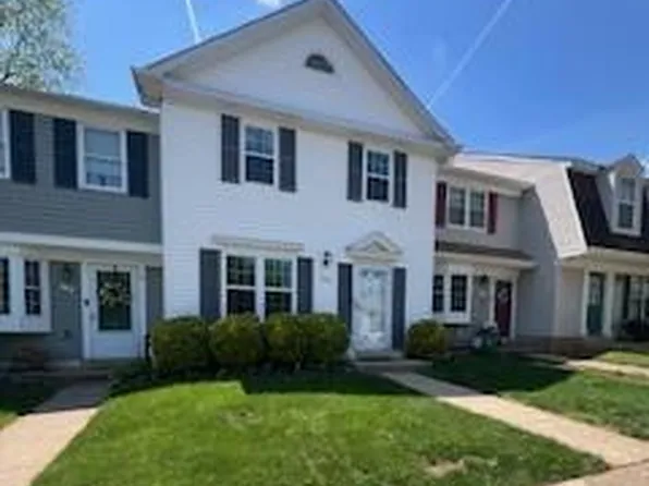 16 Dulany Ct, Sterling, VA 20165