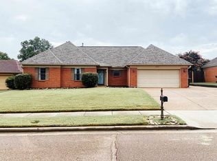 6958 Meadowlands Pl, Memphis, TN 38135