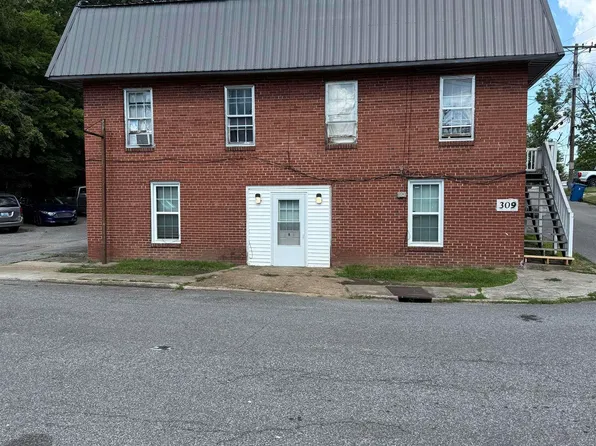 309 S 5th St, Murray, KY 42071