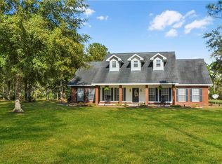 306 Patriot Ct, Hortense, GA 31543