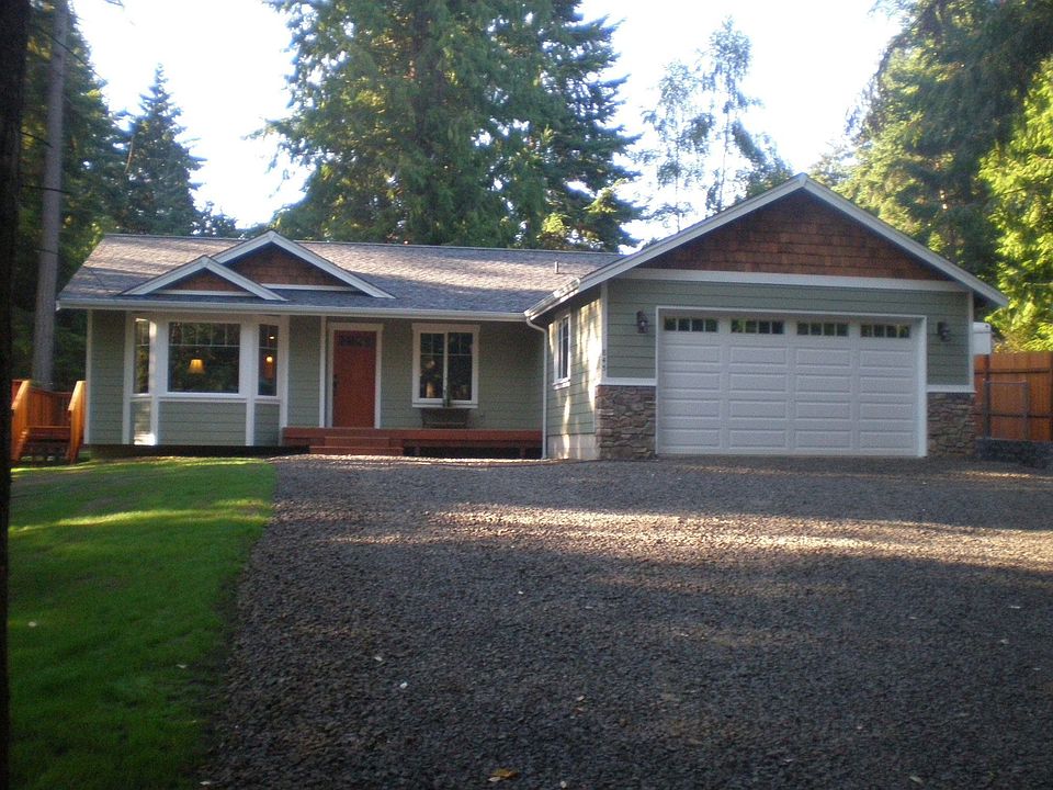 1st image of 845 Alaska Ave SE