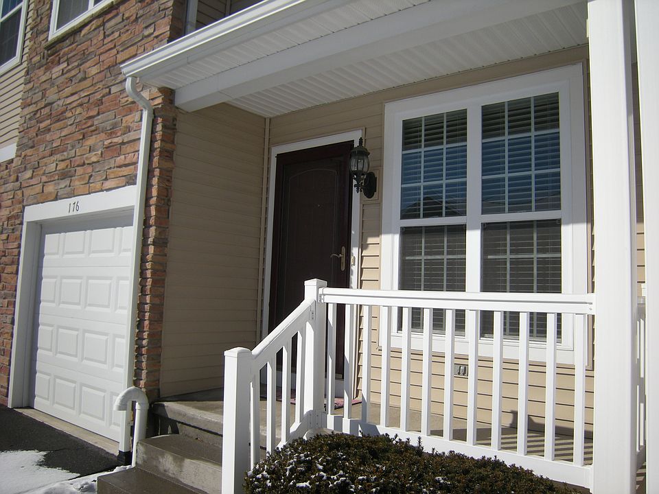1st image of 176 Southampton Dr