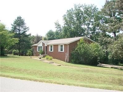 1st image of 204 Brandywine Dr