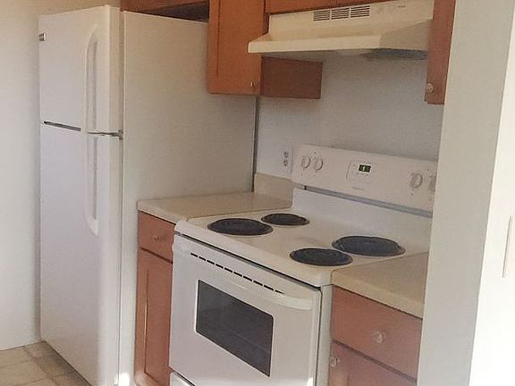 2nd image of 1002 E Marine View Dr #17