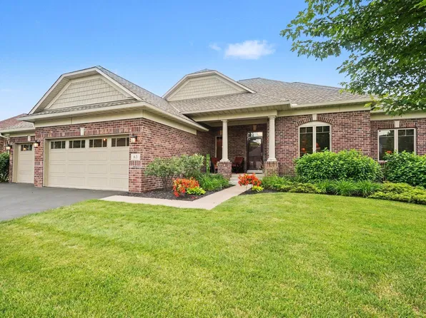 63 E Canyon Dr, Hudson, WI 54016