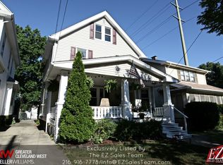 1326 Brockley Ave, Lakewood, OH