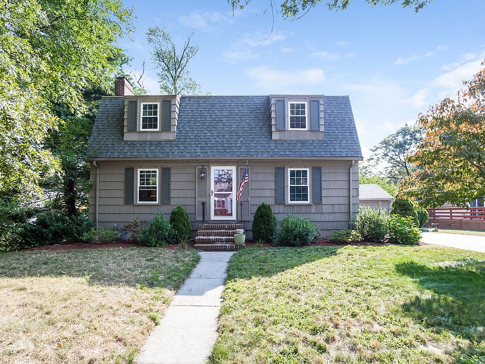 1st image of 240 Highland Ave