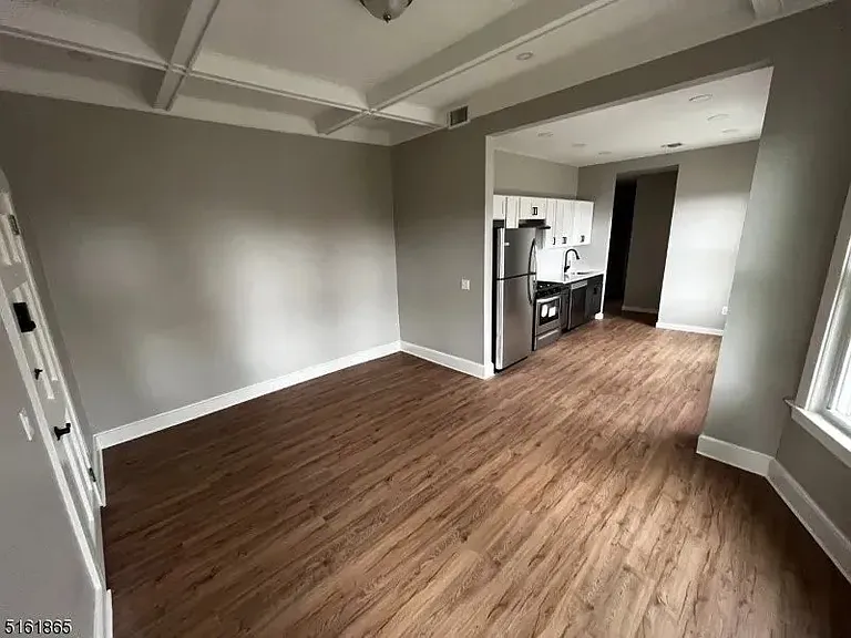 339 Valley Brook Ave #1E — Photo 8
