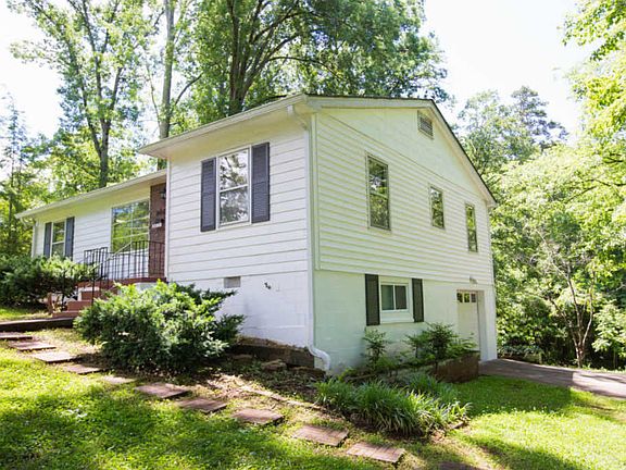 2nd image of 5311 Rebecca Ln