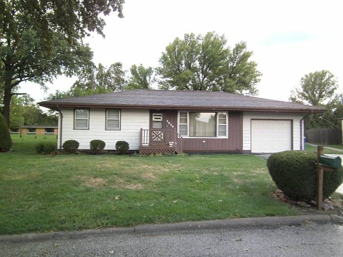 1534 W Acre Drive