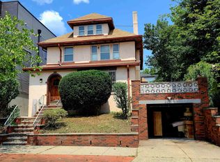 12 75th St, North Bergen, NJ 07047