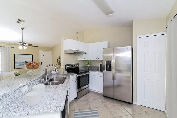 3 bed, 2.0 bath, 1224 sqft, $1,840 — Photo 2