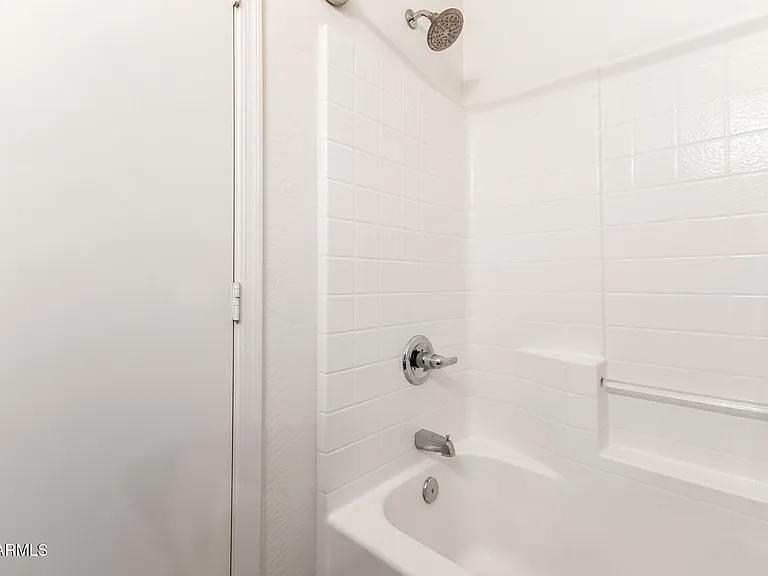 2250 E Deer Valley Rd #15 — Photo 25