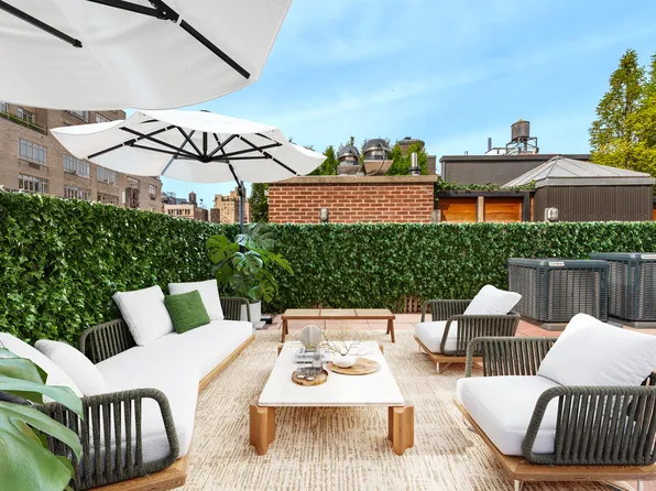 51 East 67th Street image 19 of 19