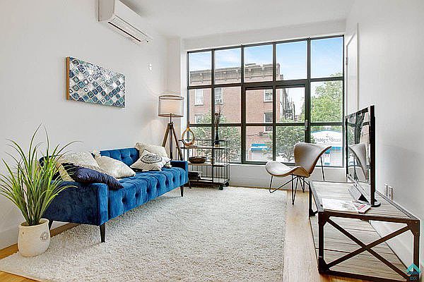 1st image of 606 Franklin Ave #207B