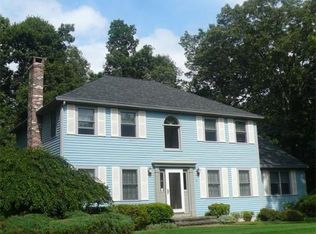 5 Hannan Ridge Rd, Haverhill, MA 01832