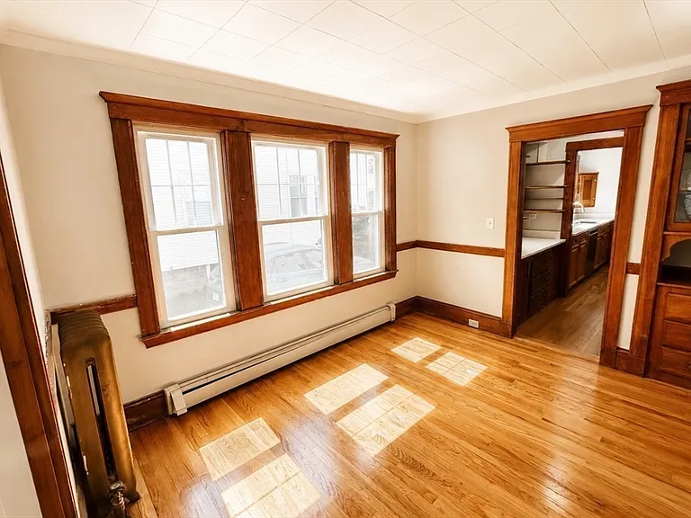 46-48 Cleveland St #1 — Photo 10