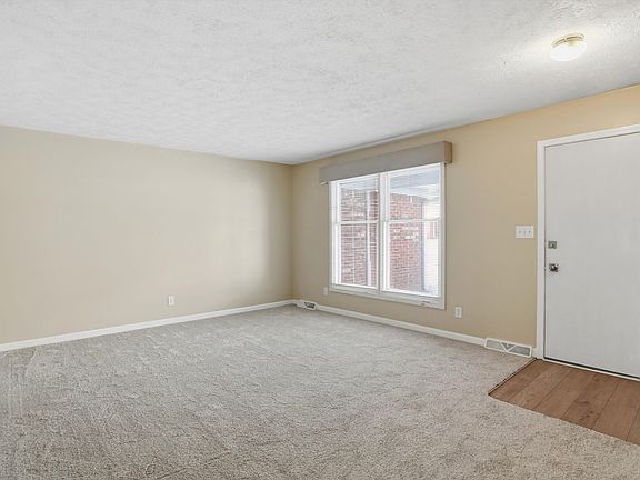5th image of 5991 Evelyn Ave