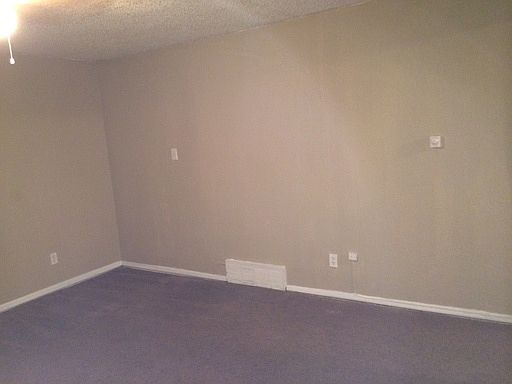 4th image of 3314 E 12th St APT A