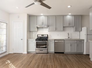 3098 Menlo Dr, Glendale, CA 91208