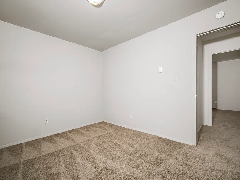 1331 Minefee St — Photo 14