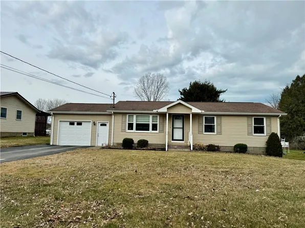 1156 Lake St, Lake City, PA 16423