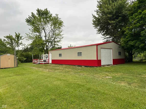 3488 Rensleer Pl, North Vernon, IN 47265