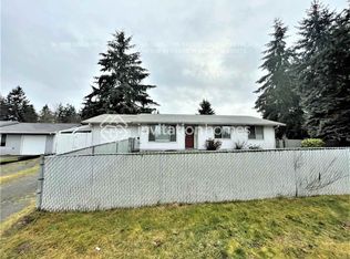 12112 160th St E, Puyallup, WA 98374