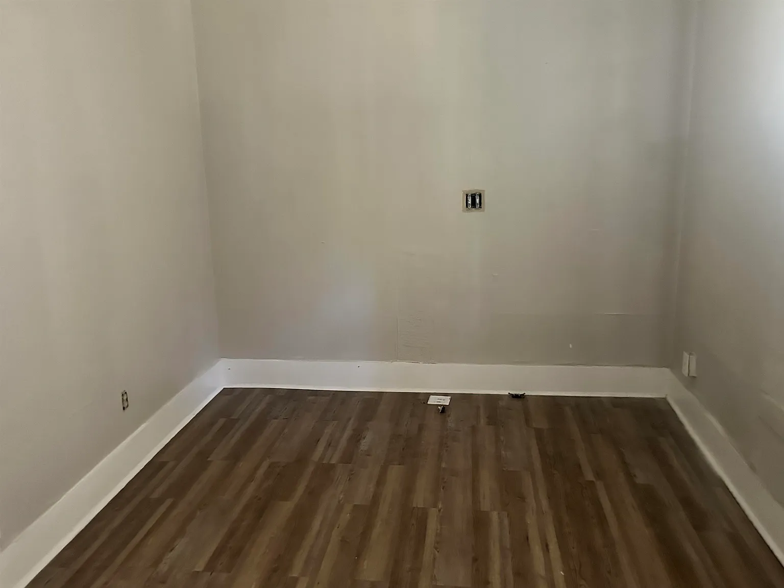 3 bed, 2.0 bath, 1182 sqft, $1,200 — Photo 4