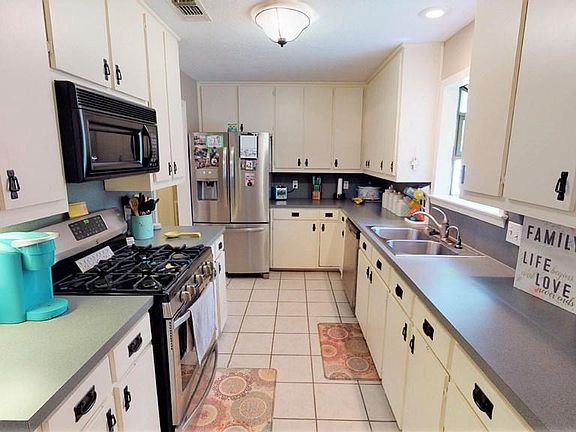 4th image of 409 Cordell Dr