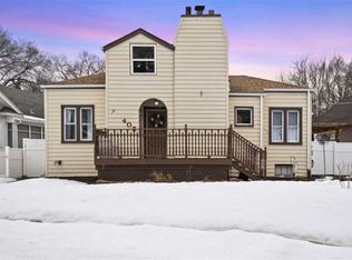 405 Churchill St, Rockford, IL