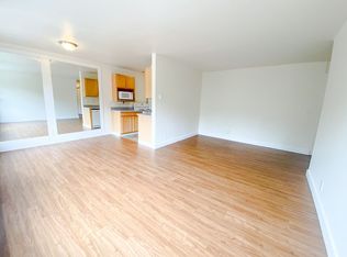 424 19th Ave E APT 302, Seattle, WA 98112