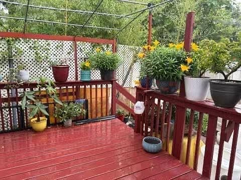 5th image of 30 Winegar Ln