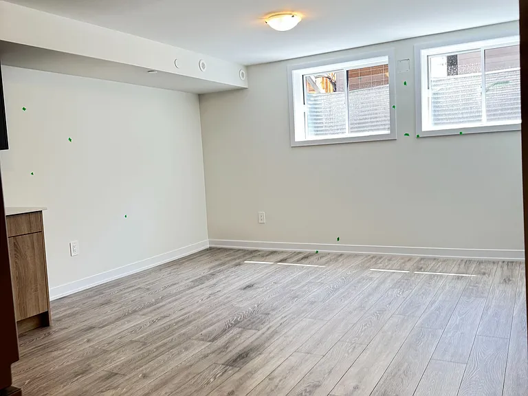 424 Lawrence Heights Way #BASEMENT — Photo 6