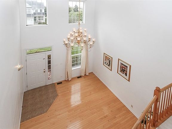 4th image of 5141 Ashley Cir