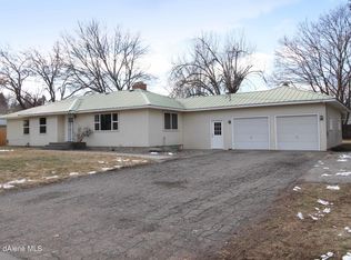 9347 N Baack Rd, Hayden, ID 83835