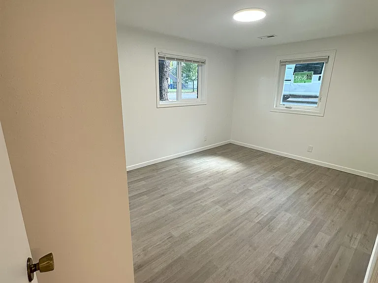 1011 N A St #1 — Photo 7