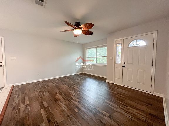 2nd image of 9451 Mabel St