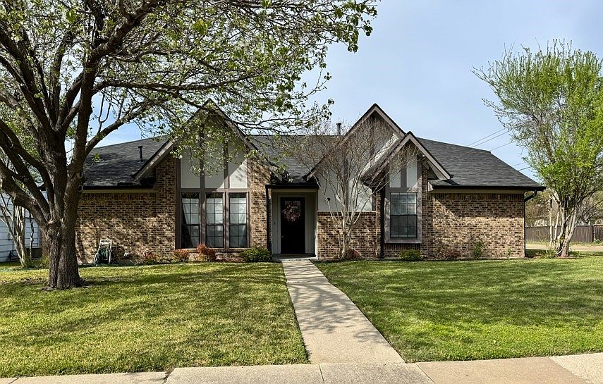 1st image of 2627 Winterlake Dr