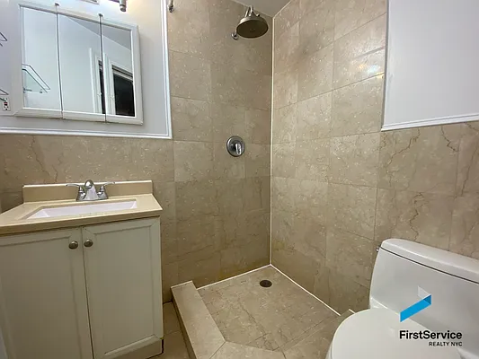 Rented by FirstService Realty (legacy) | media 14