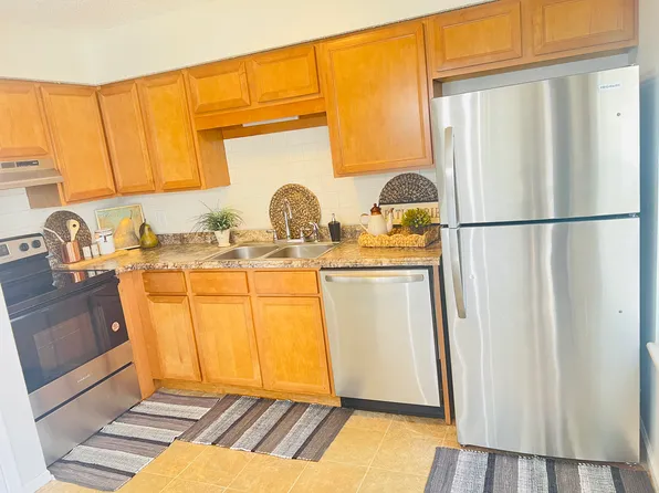 773 Delray Dr, Saint Peters, MO 63376